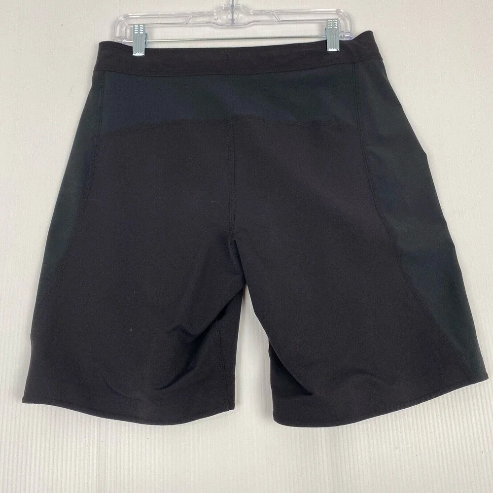 The North Face Mens Size 32 Shorts Black Pockets Adjustable‎ Waist Low Rise